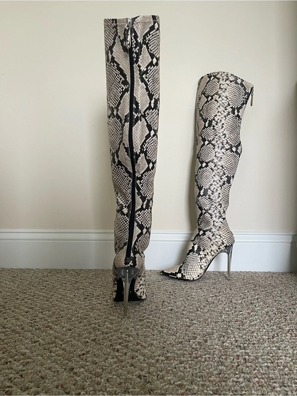 New Jennifer Lopez OTK Snake Print Knee-High Stiletto Boot - Black & Cream 6.5